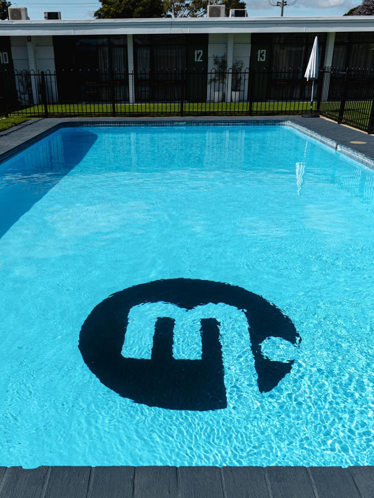 M Hotel เซล ภายนอก รูปภาพ
